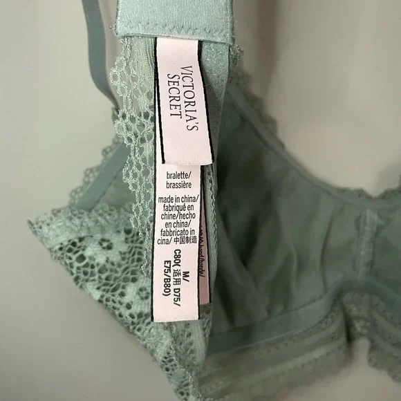 Victoria's Secret Soft-Mint Lacy Bralette - Picture 6 of 6